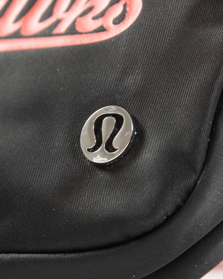 lululemon Chicago Blackhawks Script Everywhere Belt Bag