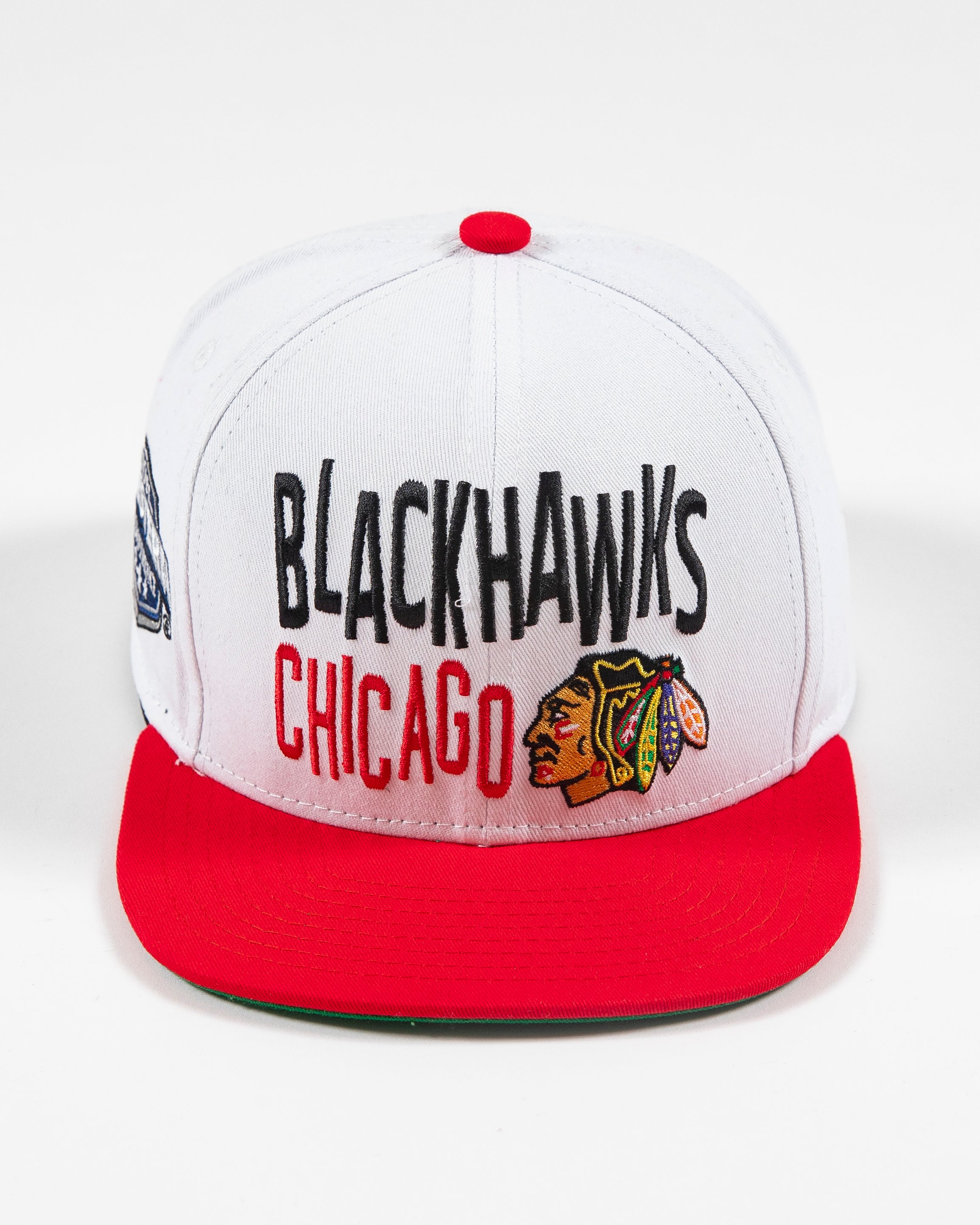 Mitchell & Ness Chicago Blackhawks Youth Toss Up Flat Brim Snapback Cap