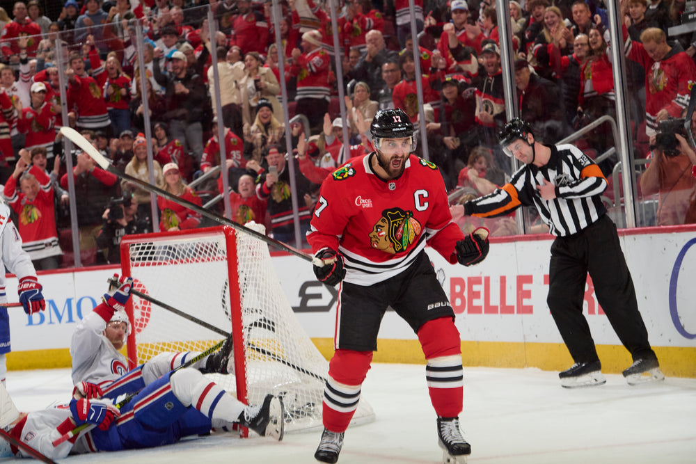 Chicago Blackhawks player Nick Foligno celebrating goal against Montreal Canadiens on January 3, 2025