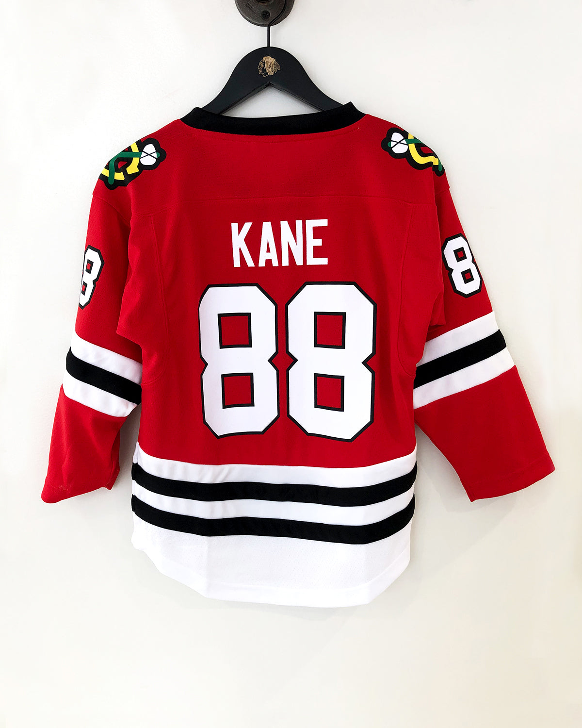 Outerstuff Youth Chicago Blackhawks Patrick Kane Red Reverse Retro Special Edition 2.0 Premier Player Jersey L/XL