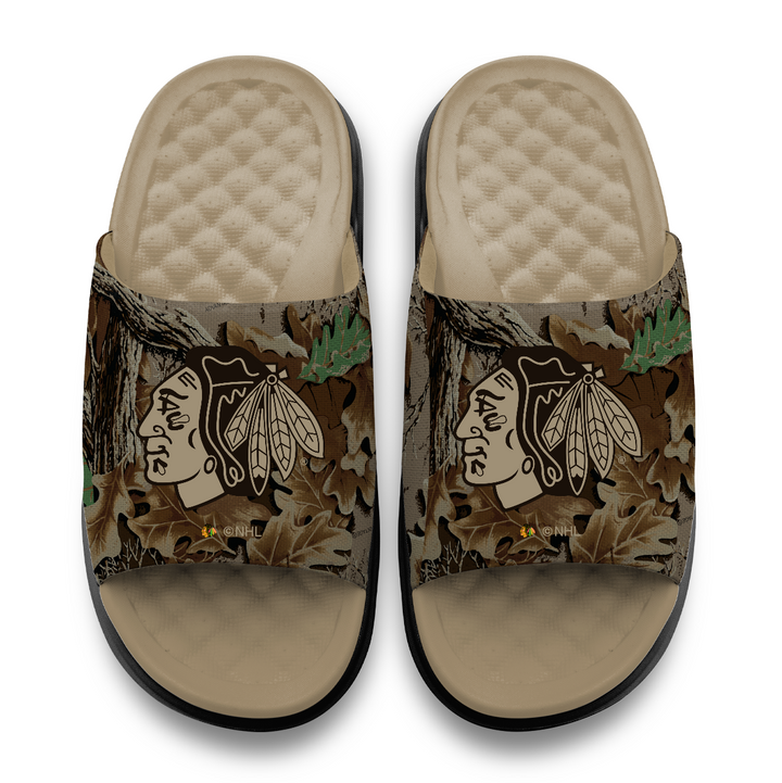 Chicago Blackhawks RealTree Advantage Tan Camo
