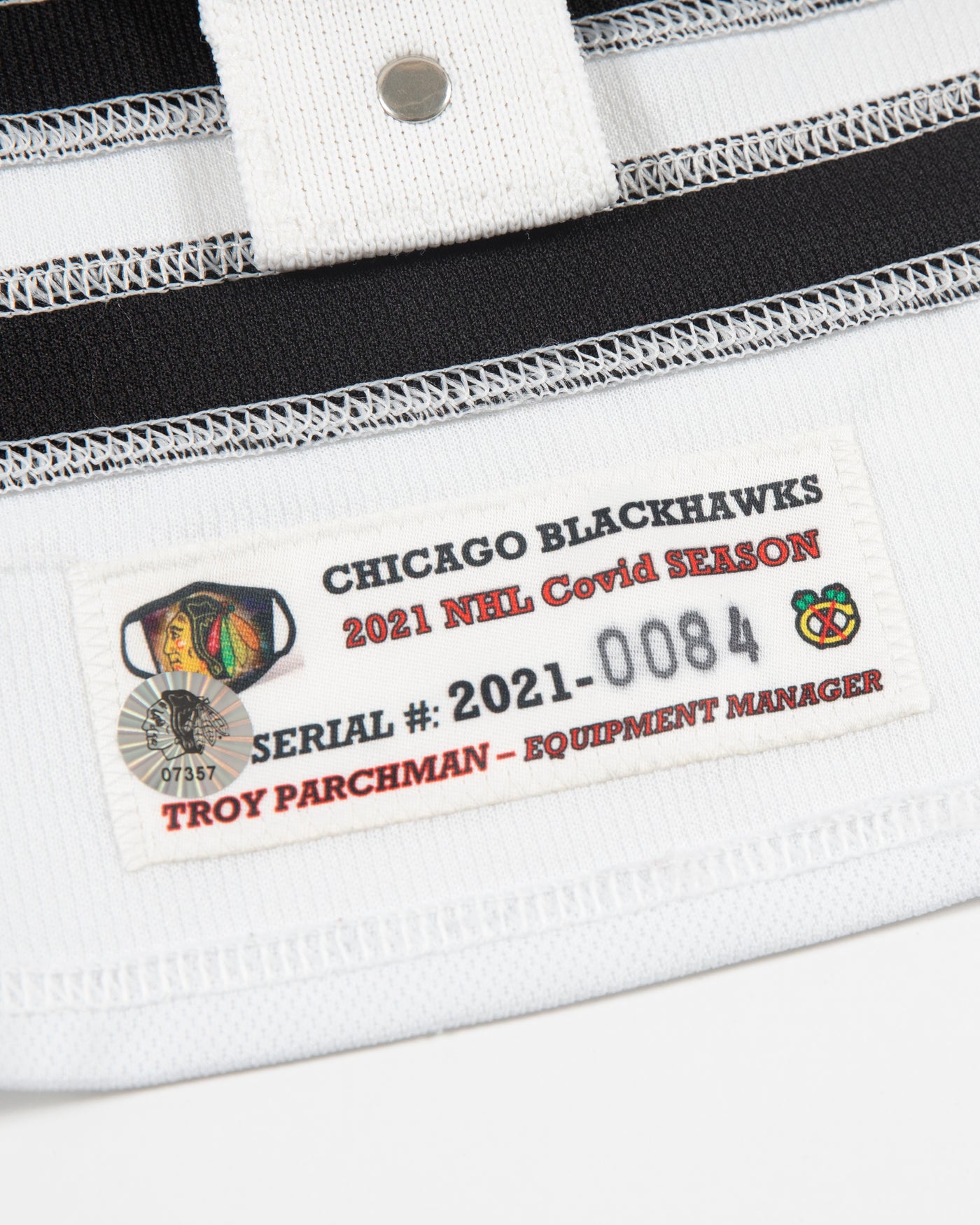 Autographed Chicago Blackhawks Mackenzie Entwistle team issued red jersey - hologram sticker