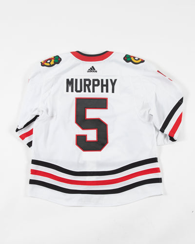 Autographed Chicago Blackhawks Connor Murphy tea issued white jersey - back angle