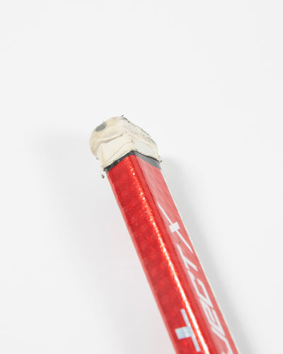 Autographed Chicago Blackhawks Calvin de Haan game used hockey stick - top of stick