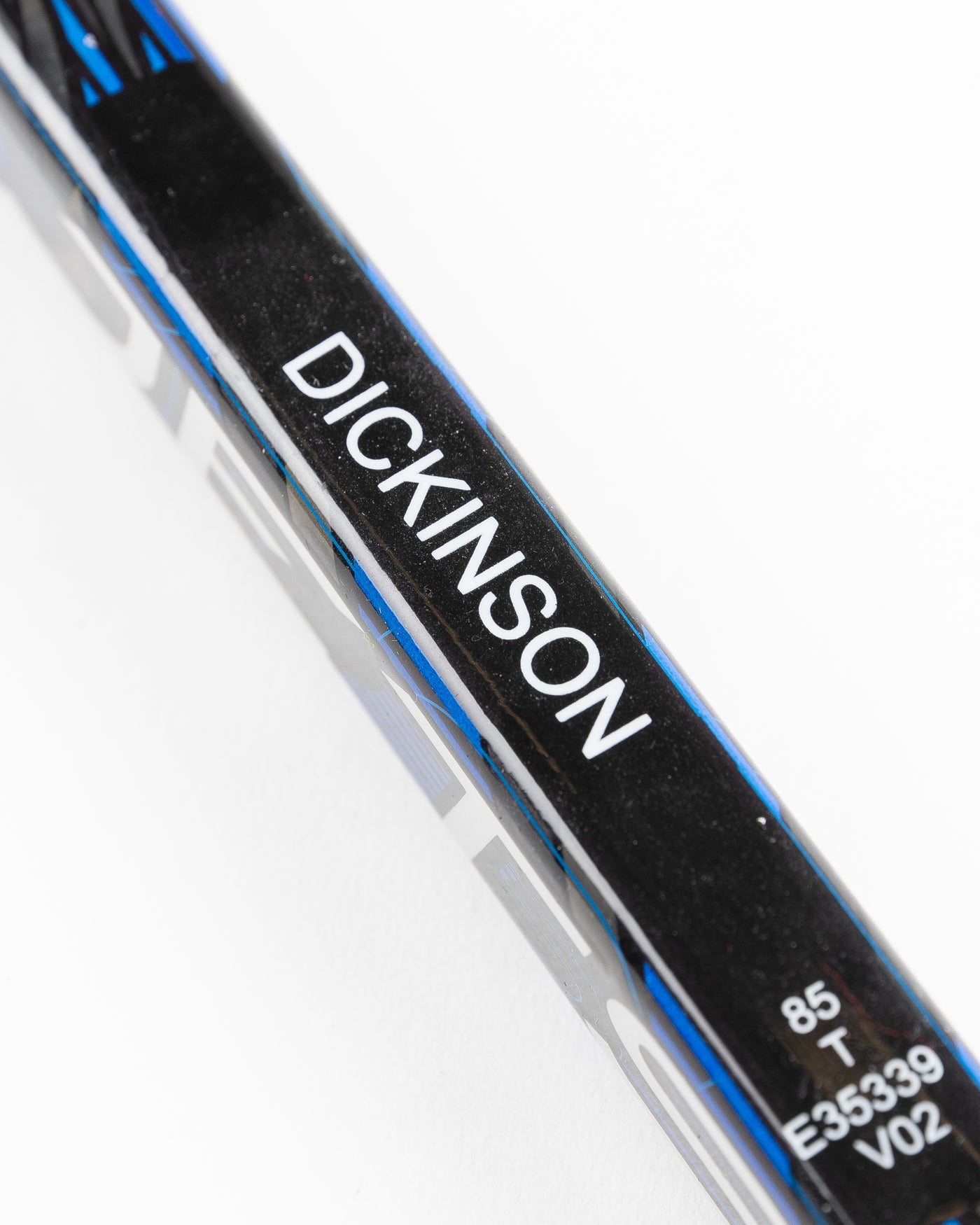 signed and game used Chicago Blackhawks Jason Dickinson hockey stick - alt detail lay flat