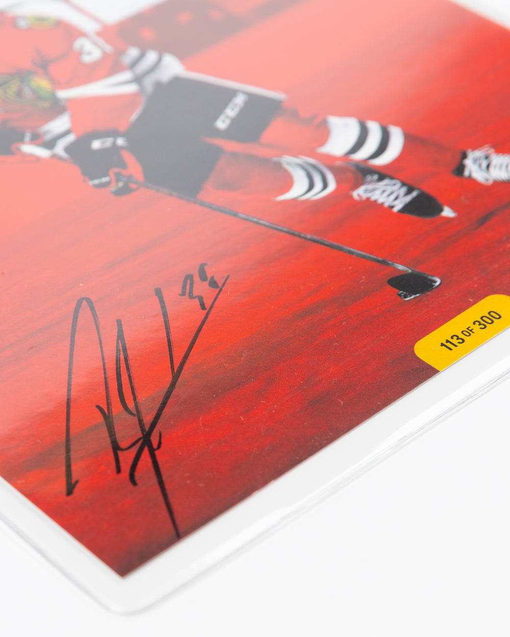 autographed Chicago Blackhawks Brandon Hagel photo - detail autograph lay flat