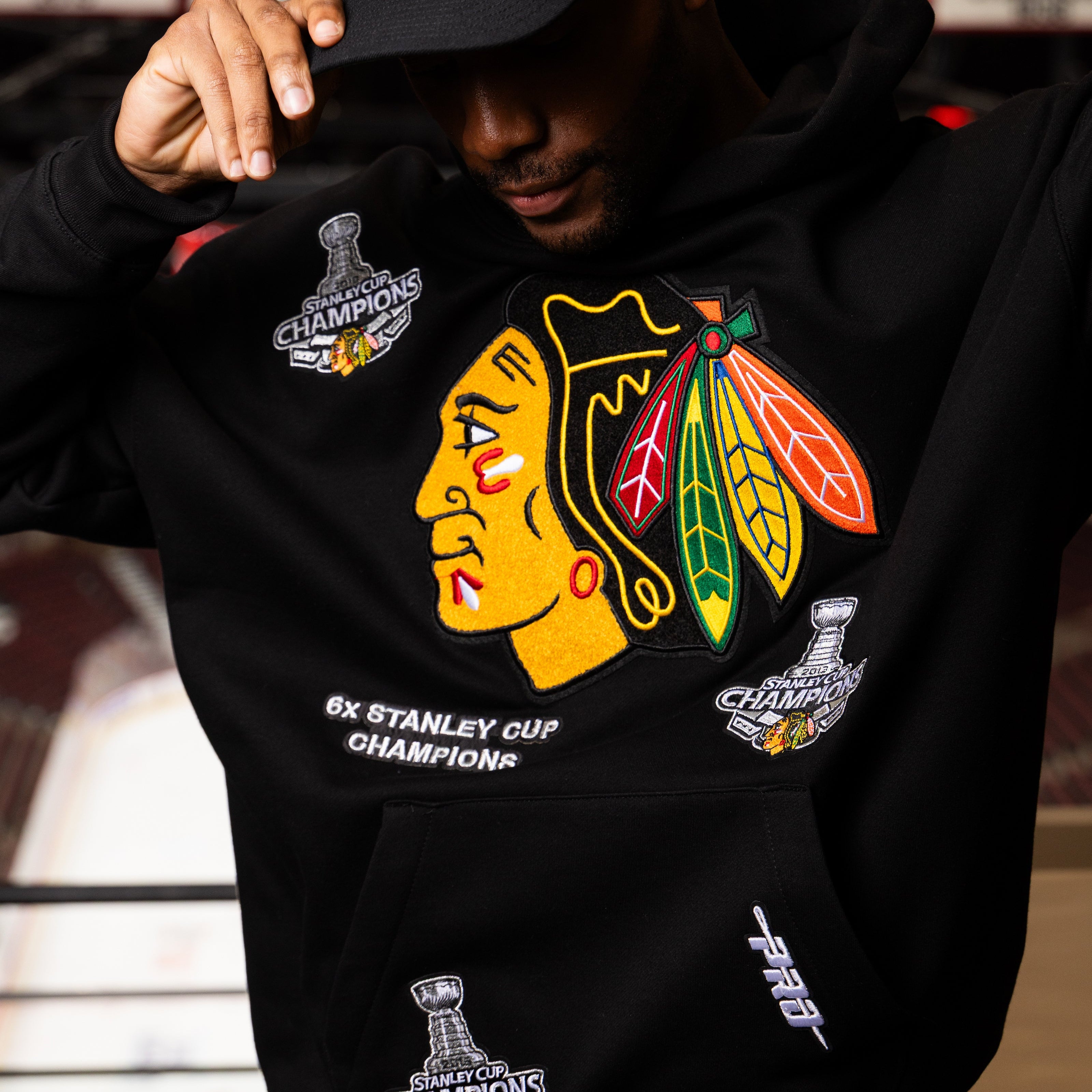 Pro Standard Chicago Blackhawks 6X Stanley Cup Champs Drop