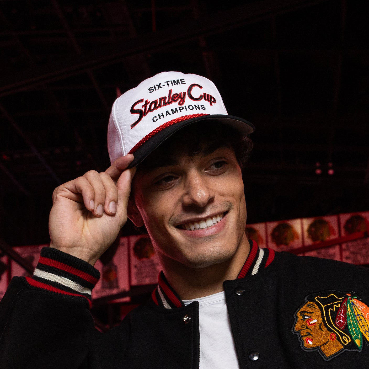 American Needle Chicago Blackhawks 6X Stanley Cup Champions Roscoe American Needle Chicago Blackhawks 6X Stanley Cup Champions Roscoe