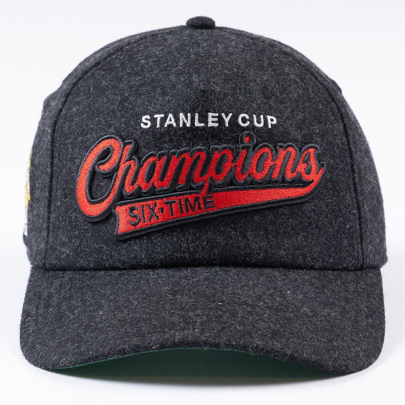 American Needle Chicago Blackhawks 6X Stanley Cup Champions