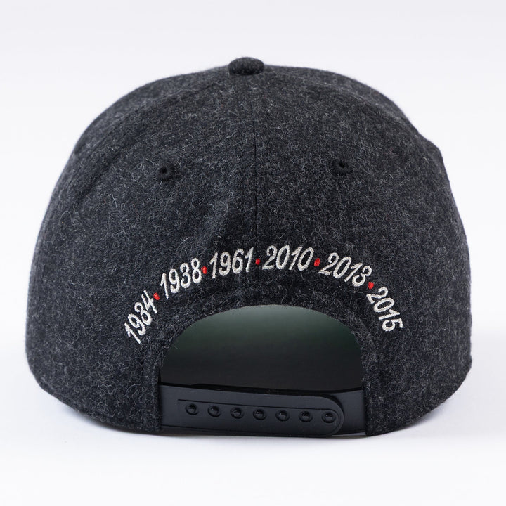 American Needle Chicago Blackhawks 6X Stanley Cup Champions Archive Roscoe Hat