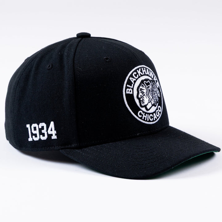Mitchell & Ness Chicago Blackhawks 1934 Primary Snapback