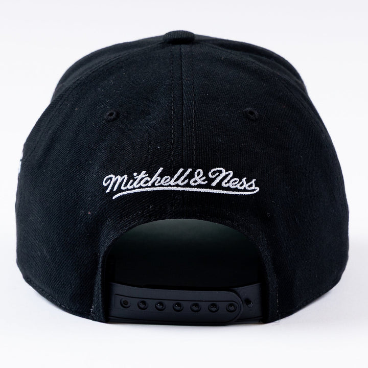 Mitchell & Ness Chicago Blackhawks 1934 Primary Snapback