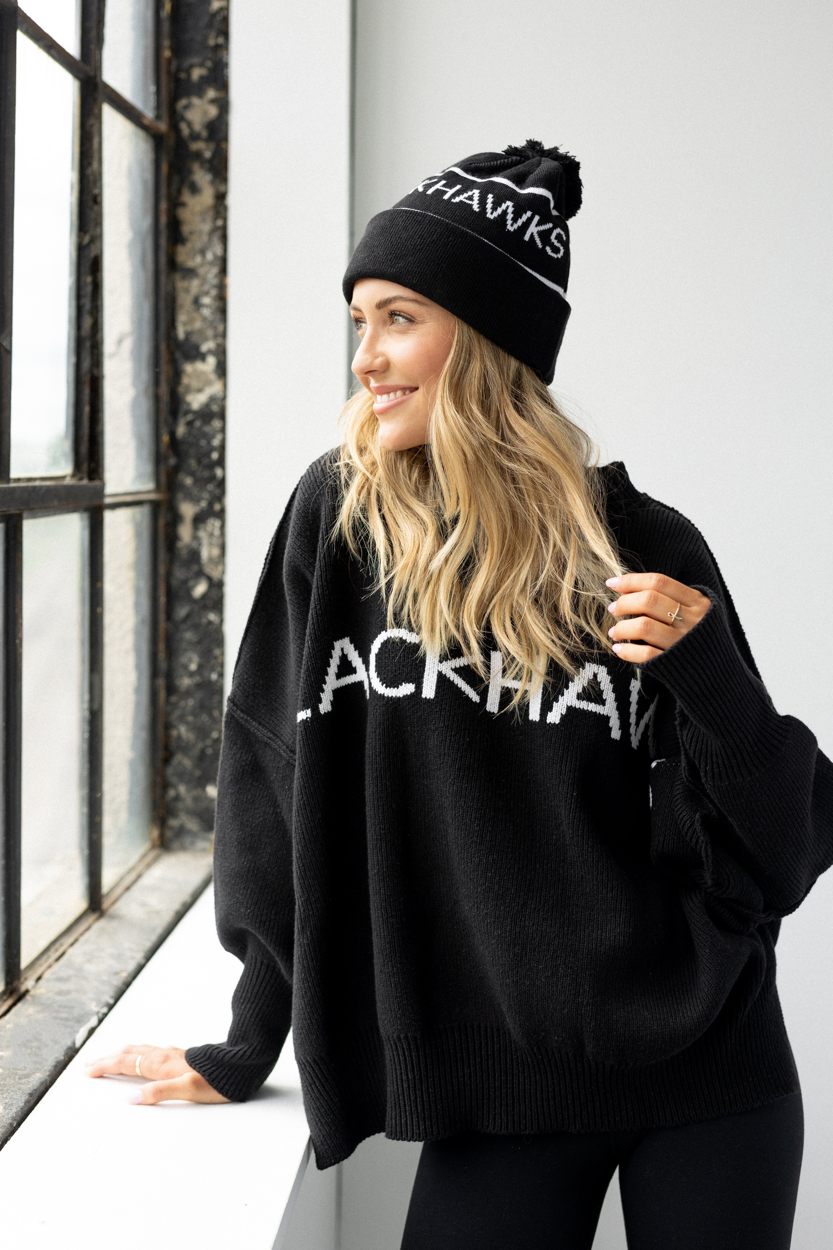 Line Chance Chicago Blackhawks Pom Toque – CBH Shop