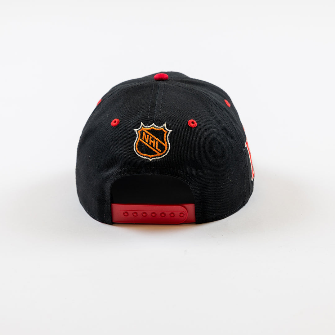 Casquette flexible avec logo principal noir des Chicago Blackhawks Fanatics pour hommes Casquette flexible avec logo principal noir des Chicago Blackhawks Fanatics pour hommes