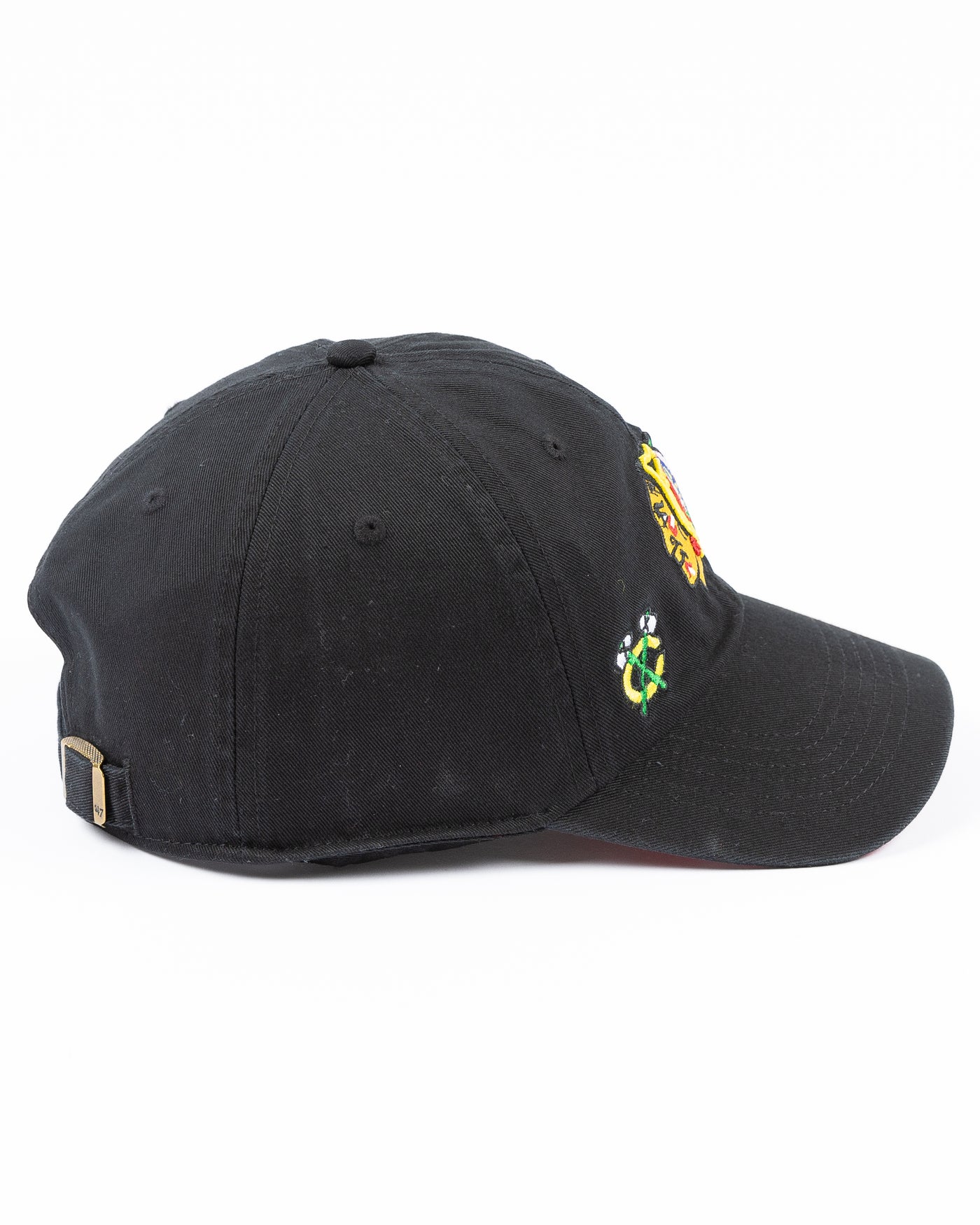 black ladies '47 brand clean up cap with Chicago Blackhawks primary and secondary logos embroidered on the front - right side lay flat