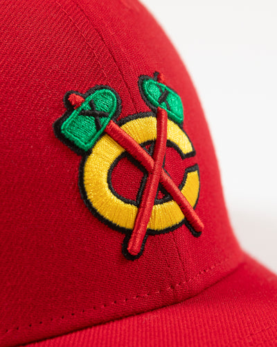 red New Era 39THIRTY flex fit cap with Chicago Blackhawks secondary Tomahawk logo embroidered on front - detail lay flat