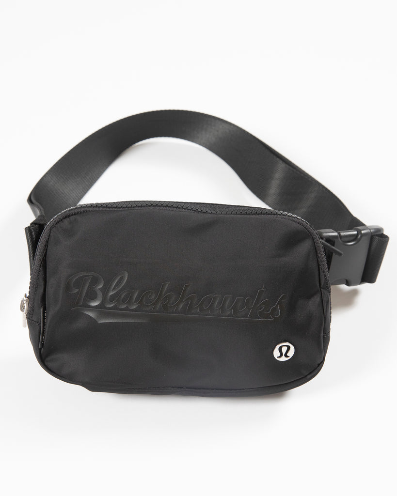 lululemon Chicago Blackhawks Tonal Script Everywhere Belt Bag