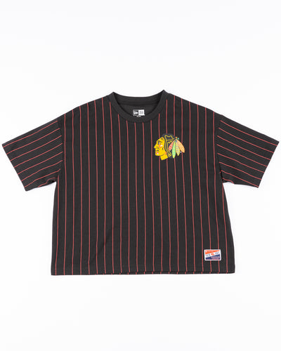 black with red pinstripes New Era cropped ladies tee with Chicago Blackhawks primary logo printed on left chest - front lay flat