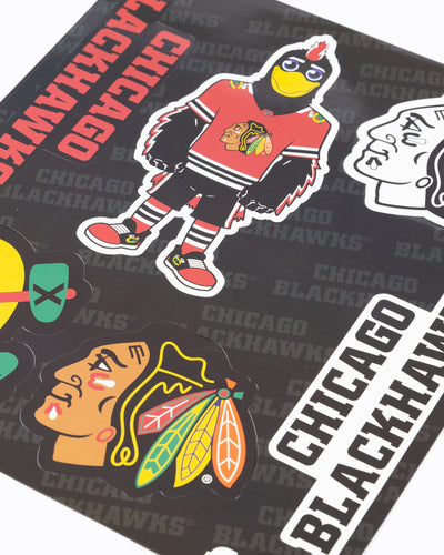 Chicago Blackhawks magnet set - detail lay flat