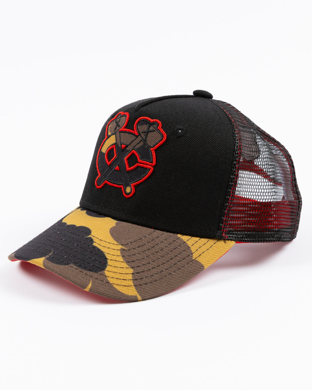 Youth Chicago Blackhawks Camo Mesh Back Trucker Cap