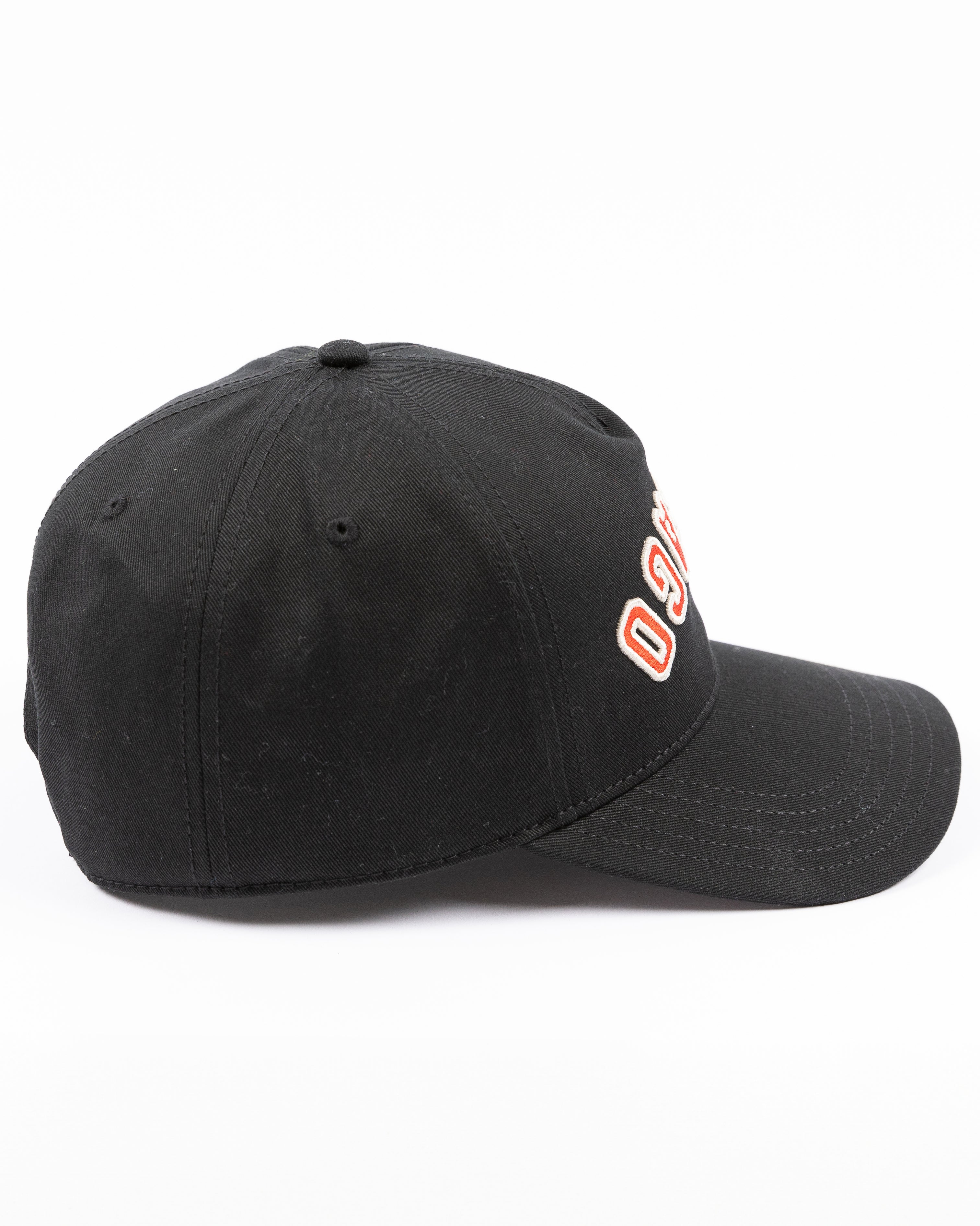 American Needle Chicago Blackhawks Black Reverse Front Roscoe Cap