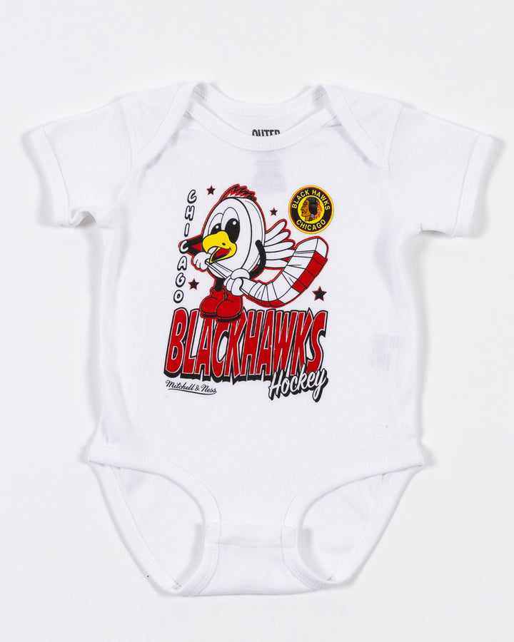 white Mitchell & Ness newborn onesie with Chicago Blackhawks Tommy puck graphic across front - front lay flat