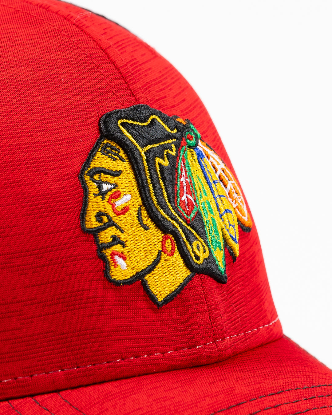 New Era Chicago Blackhawks 39THIRTY Tech Neo Flex Fit Cap