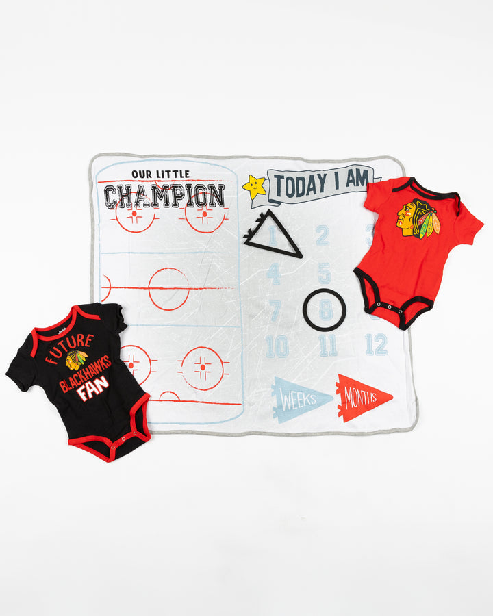 Newborn Chicago Blackhawks 2 Pack Creeper & Milestone Blanket Set