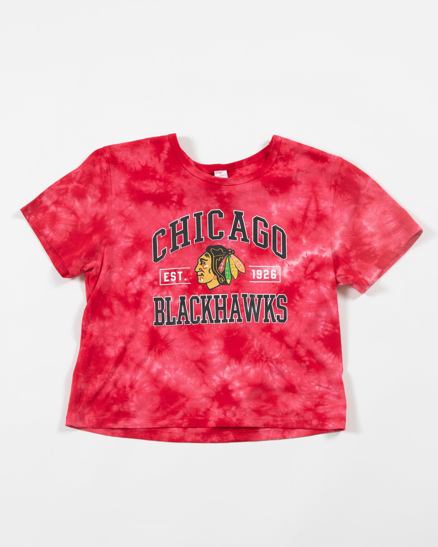 Zoozatz red tie dye Chicago Blackhawks cropped tee - front lay flat