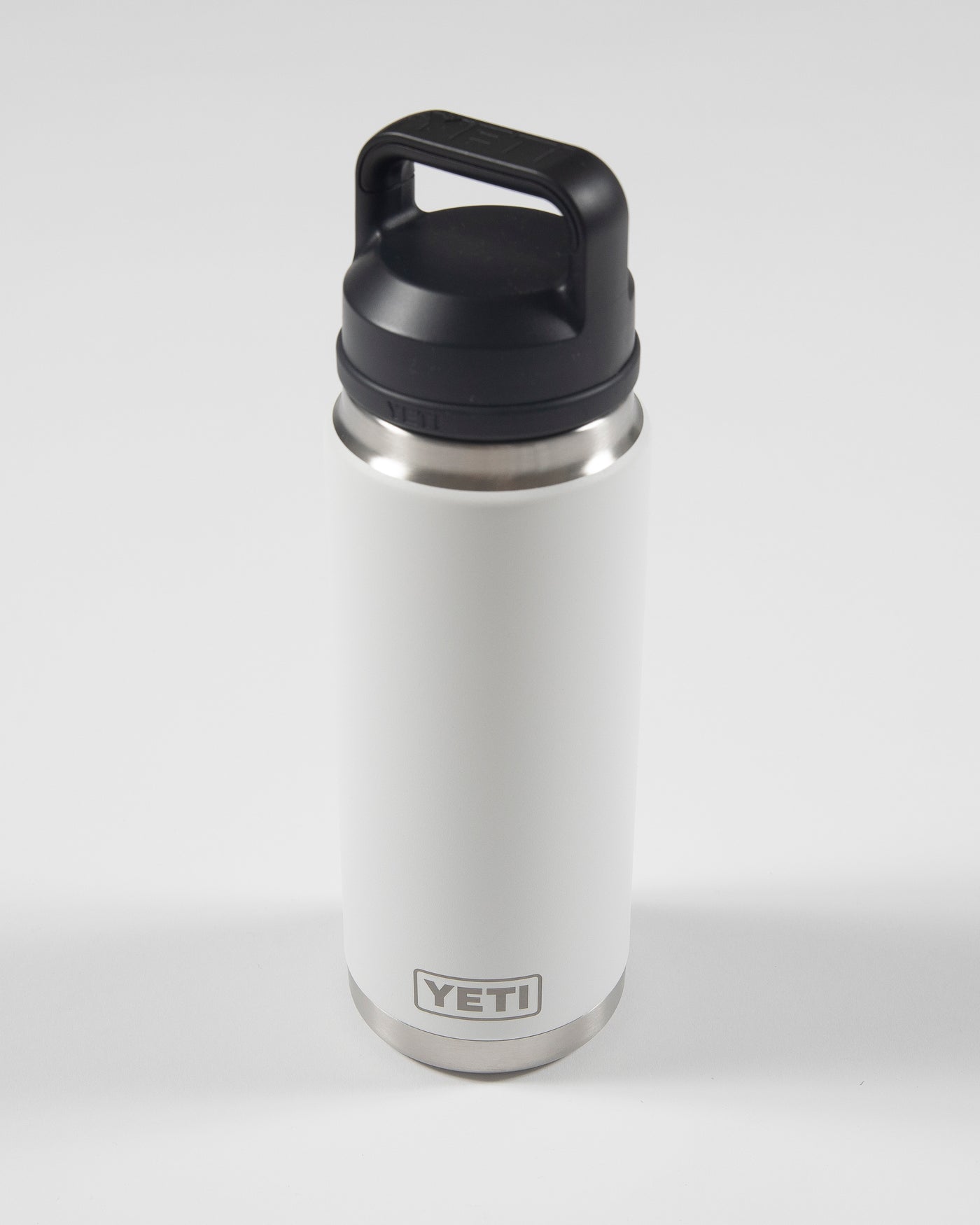 YETI - 26oz Rambler Bottle with Chug Cap - Discounts for Veterans
