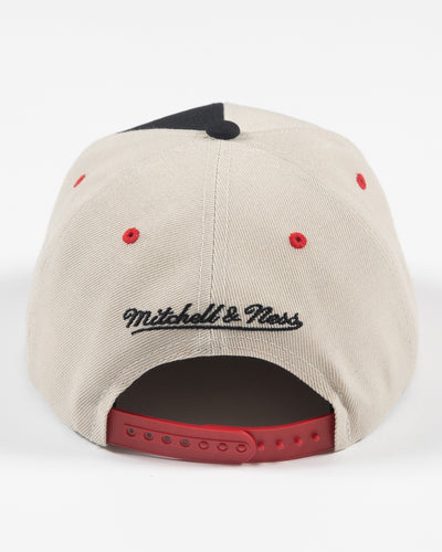 Mitchell & Ness Chicago Blackhawks Split Panel Primary Snapback