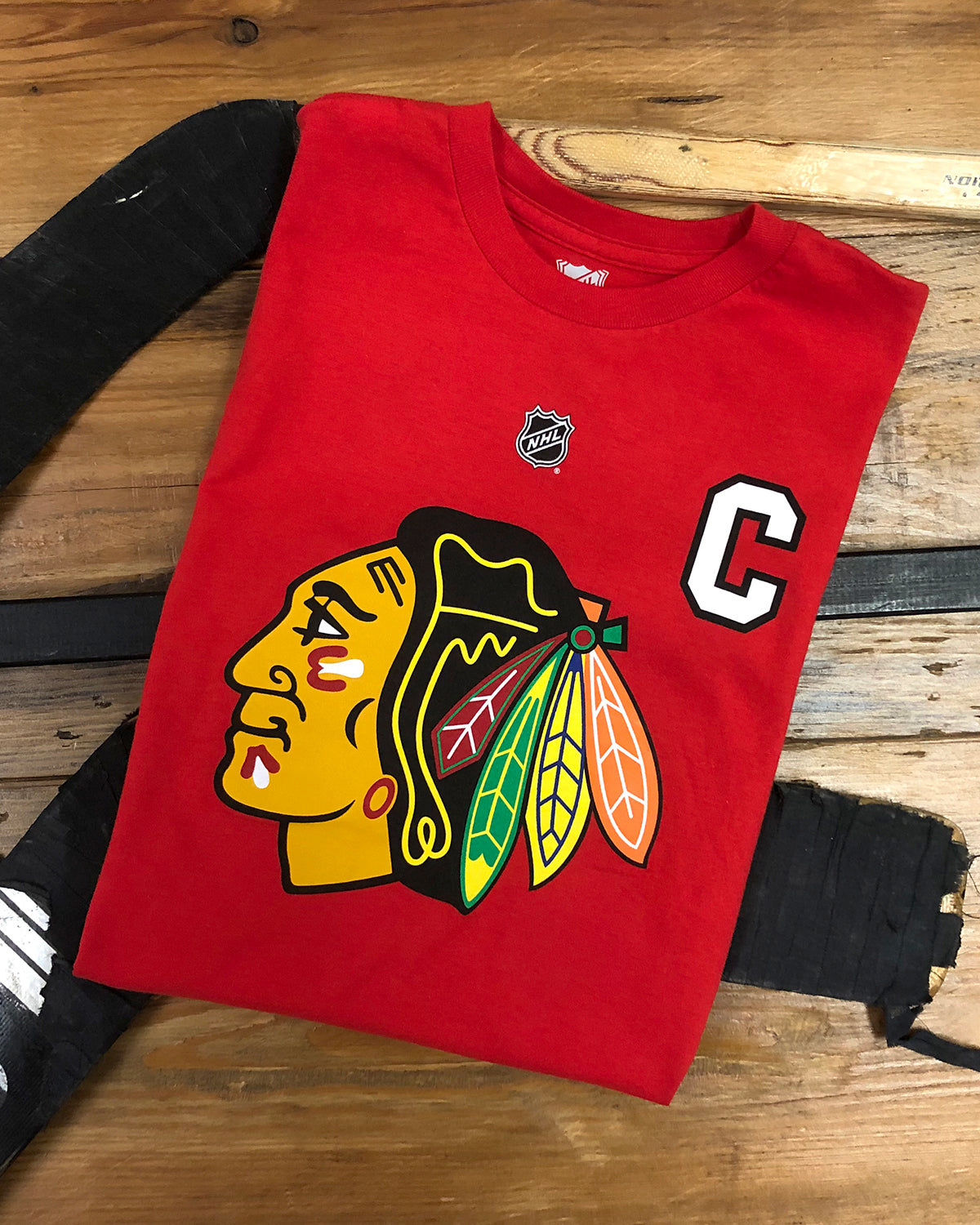 Outerstuff Youth Chicago Blackhawks Jonathan Toews Player Tee Youth M